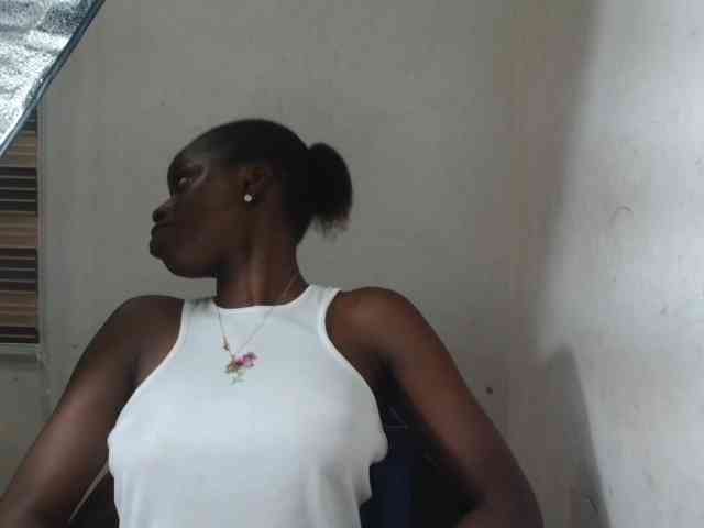 Sluttykittyx webcam