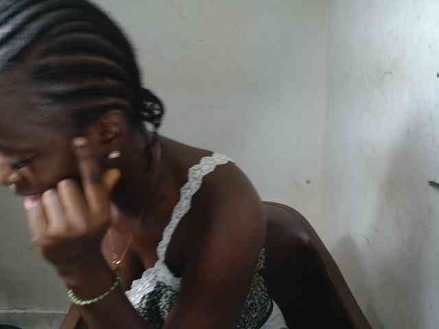 Sluttykittyx webcam