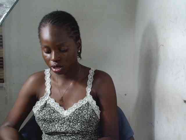 Sluttykittyx webcam