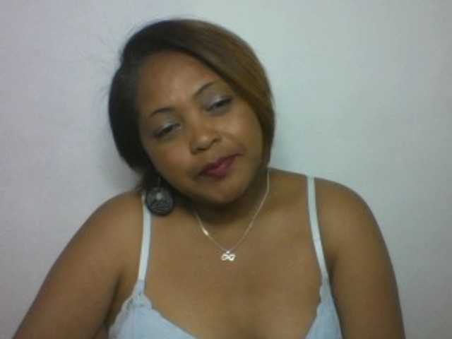 Annabellah live webcam show