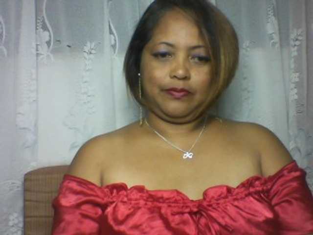 Annabellah live webcam show