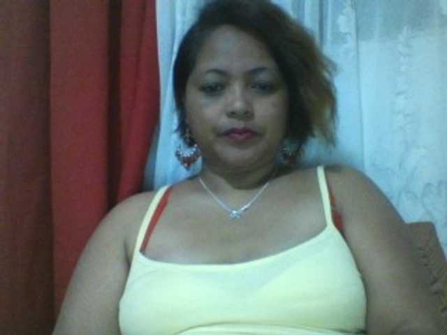 Annabellah live cam on BongaCams