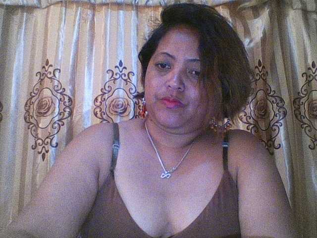 Annabellah live cam on BongaCams