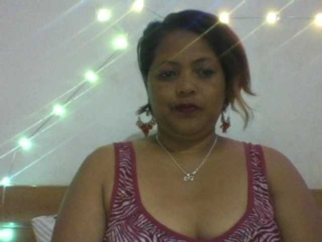 Annabellah live webcam show