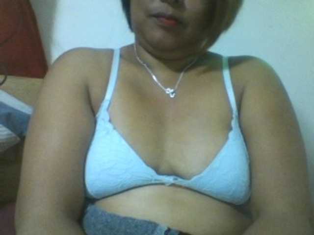Annabellah webcam bongacams model stream image