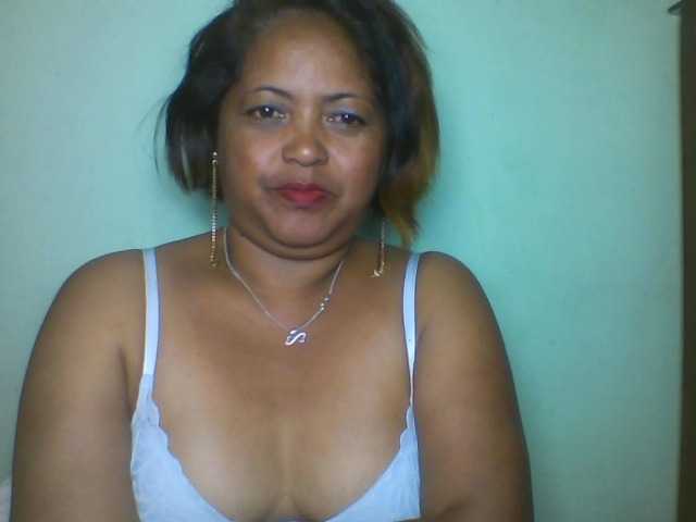 Annabellah live cam preview