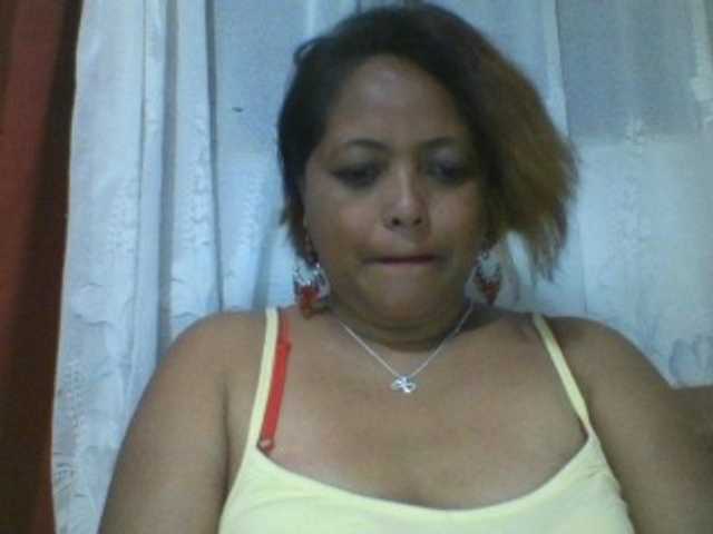 Annabellah live webcam show