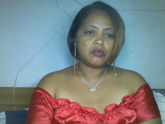 Annabellah live webcam show