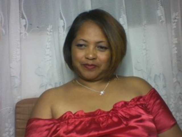 Annabellah live webcam show