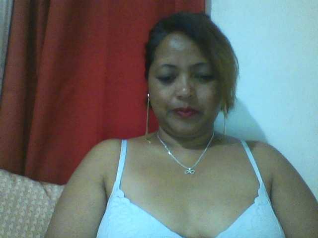 Annabellah live cam on BongaCams