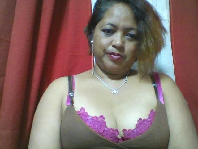 Annabellah live cam on BongaCams