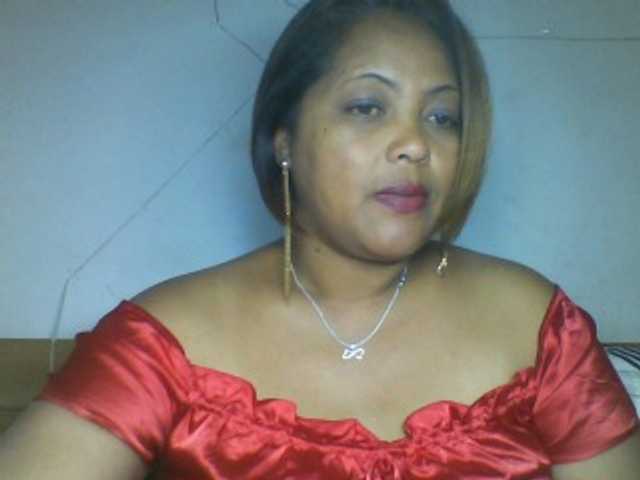 Annabellah live webcam show