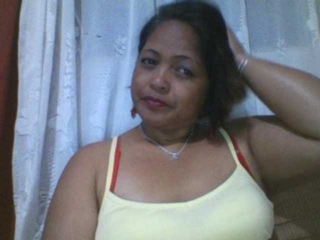 Annabellah live webcam show