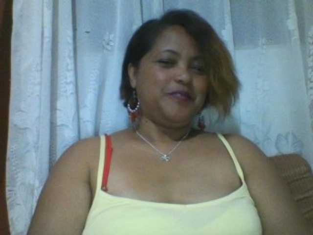 Annabellah live webcam show