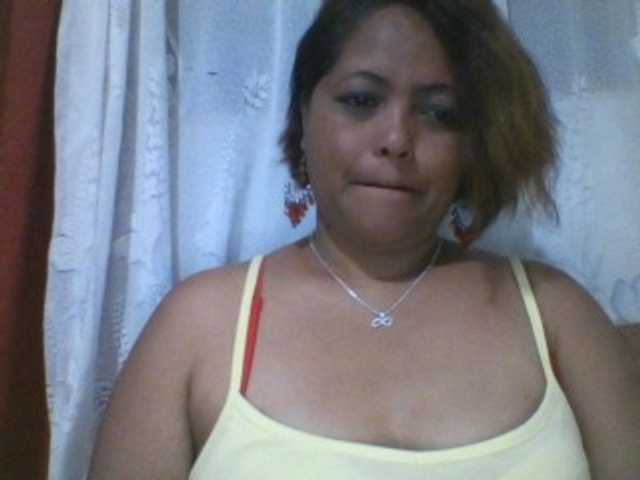 Annabellah live webcam show