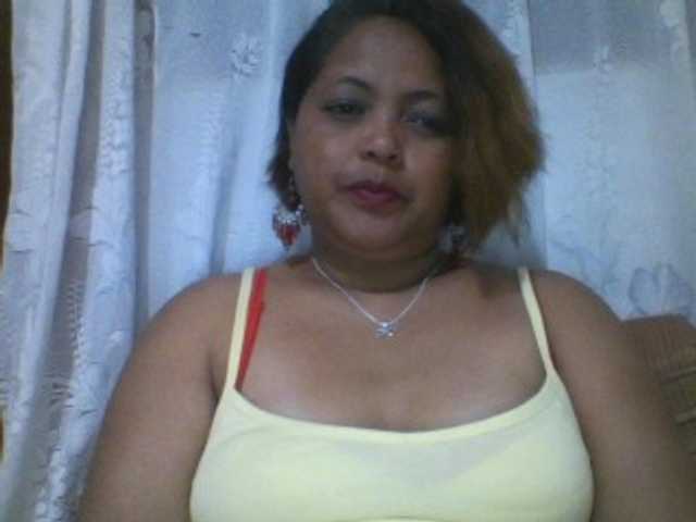 Annabellah live webcam show