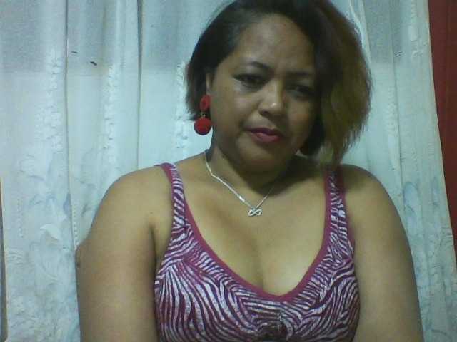 Annabellah live cam on BongaCams