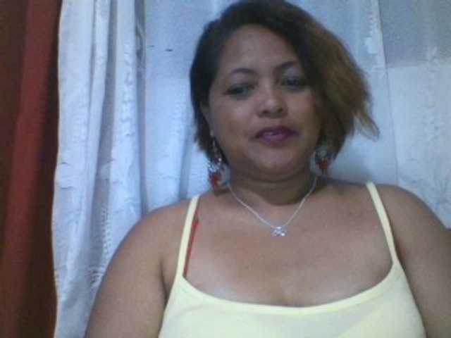 Annabellah live cam on BongaCams