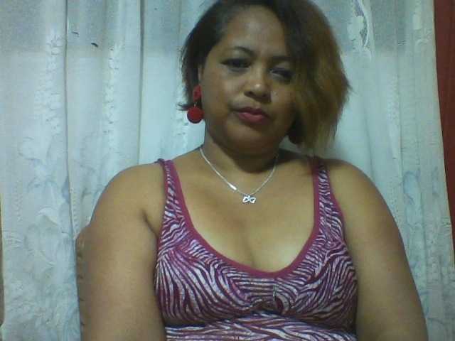 Annabellah live cam on BongaCams