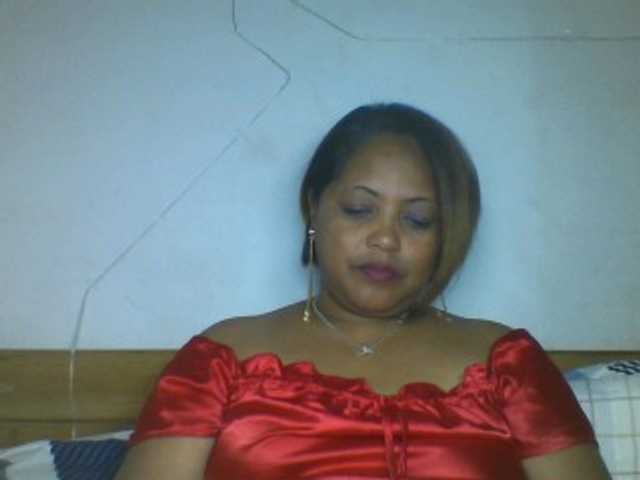 Annabellah live webcam show