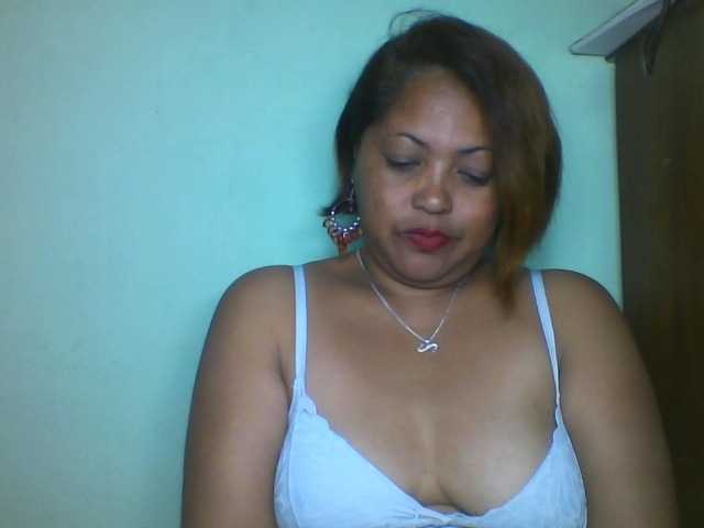 Annabellah live cam on BongaCams