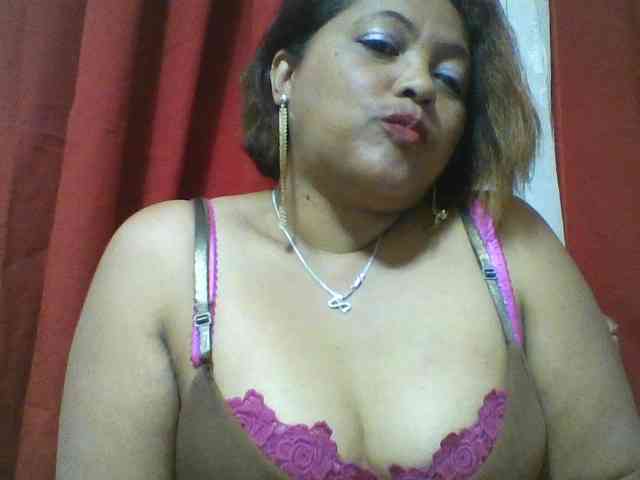 annabellah's live room
