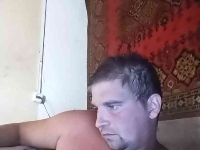 Gippo1 Live Webcam on BongaCams