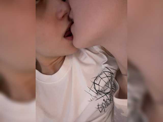 zefirrr666 live cam on BongaCams