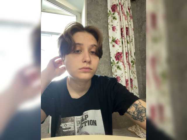 zefirrr666 live cam on BongaCams