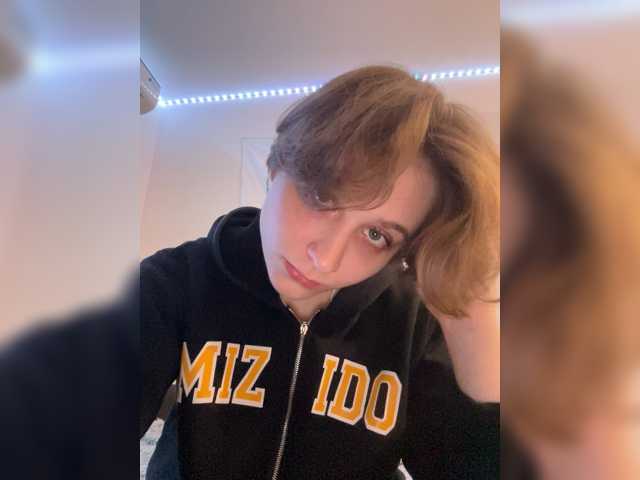 zefirrr666 live cam on BongaCams