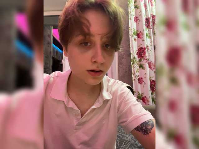 zefirrr666 live cam on BongaCams