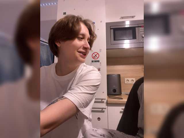 zefirrr666 live cam on BongaCams