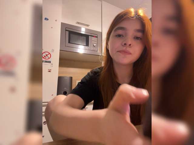 zefirrr666 live cam on BongaCams