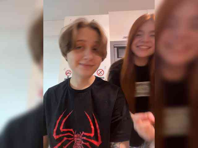 zefirrr666 webcam