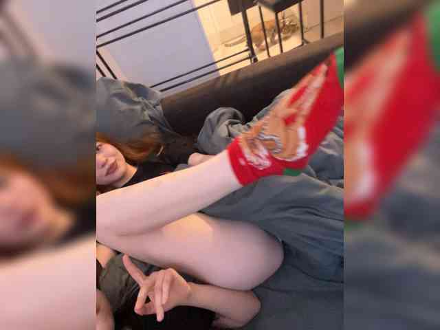 zefirrr666 Live Webcam on BongaCams