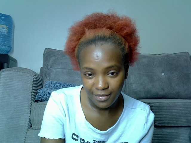 Lynnepretty4 live cam on BongaCams