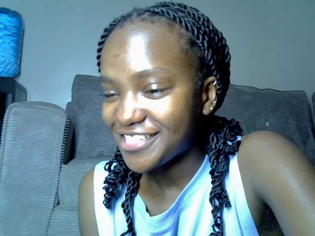 Lynnepretty4 live webcam show