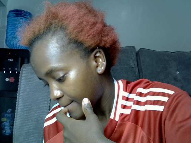 Lynnepretty4 live webcam show