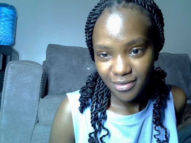 Lynnepretty4 live webcam show