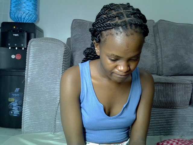 Lynnepretty4 live webcam show