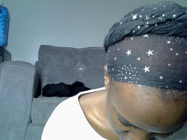 Lynnepretty4 live cam on BongaCams