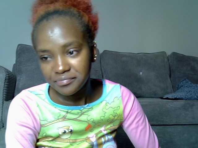 Lynnepretty4 live webcam show