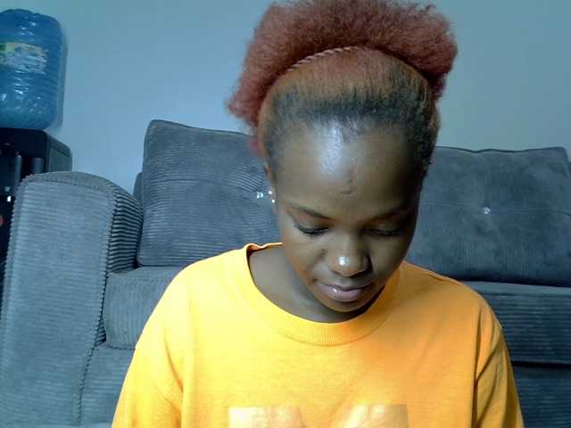 Lynnepretty4 live webcam show