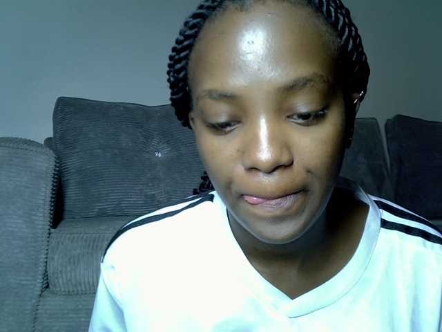 Lynnepretty4 live webcam show