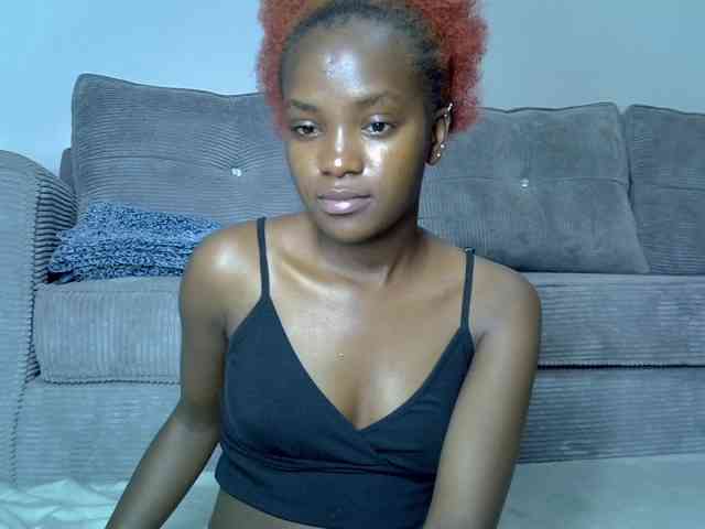 Lynnepretty4 webcam