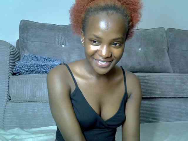 Lynnepretty4 webcam