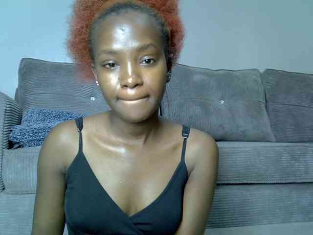 Lynnepretty4 webcam