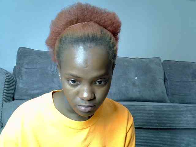 Model: Lynnepretty4