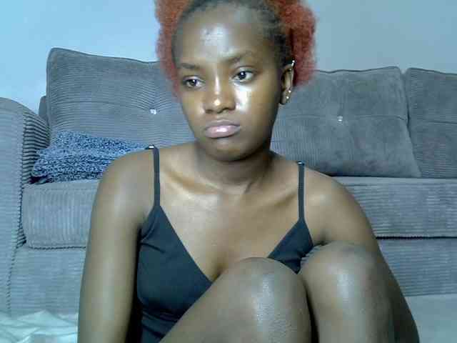 Lynnepretty4 webcam
