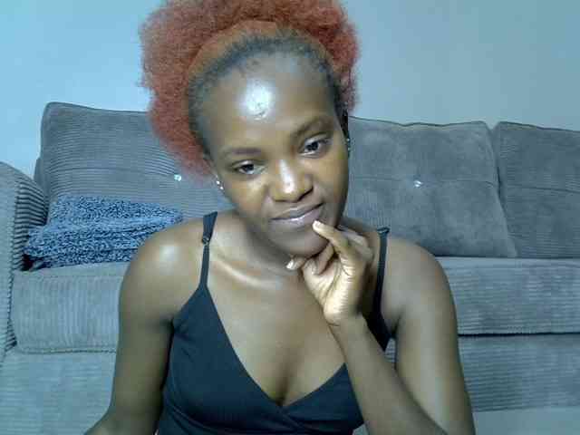 Lynnepretty4 webcam